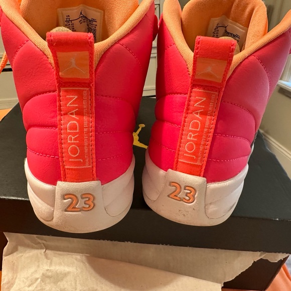 2019
Air Jordan 12 Retro GS 'Sunrise' SZ:7 - Picture 4 of 7